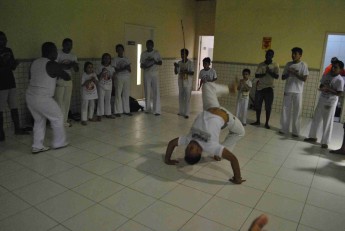 Apresentação do Grupo de Capoeira Axé Dendê